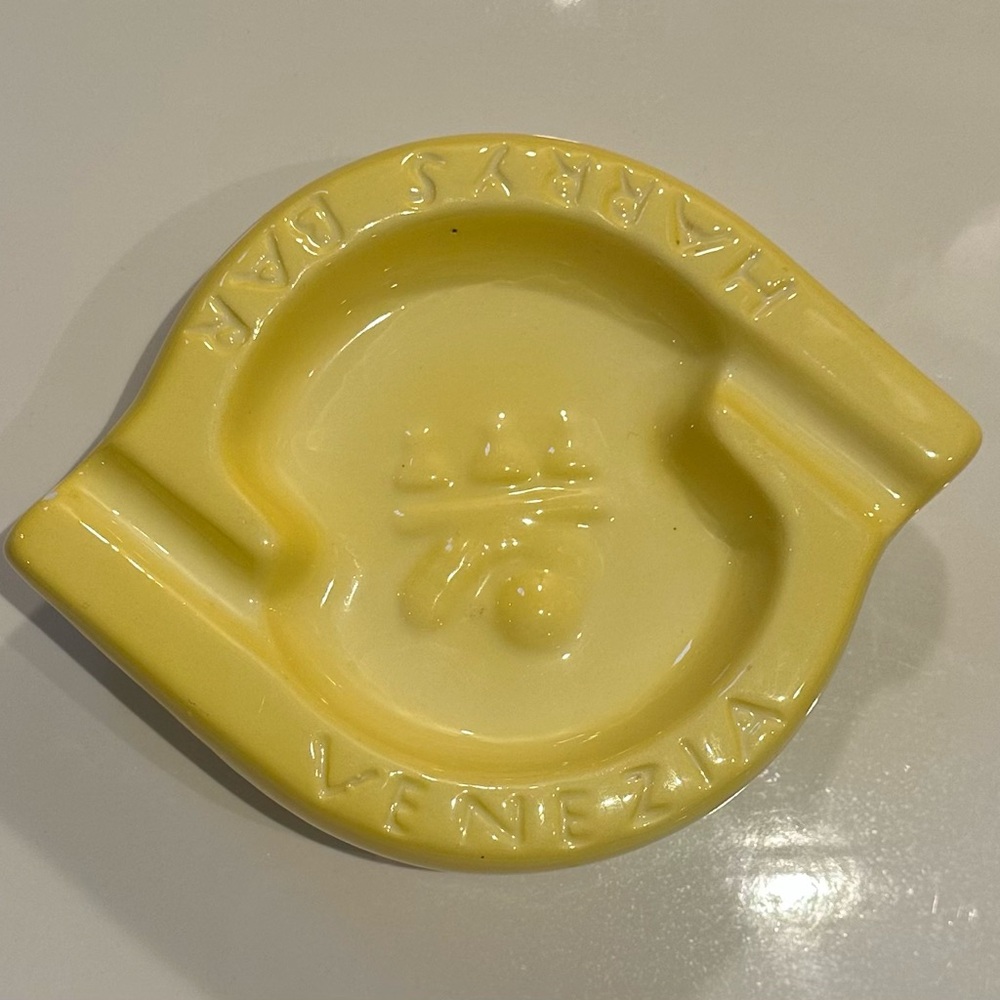 Vintage Harry Cipriani New York NYC restaurant yellow ashtray